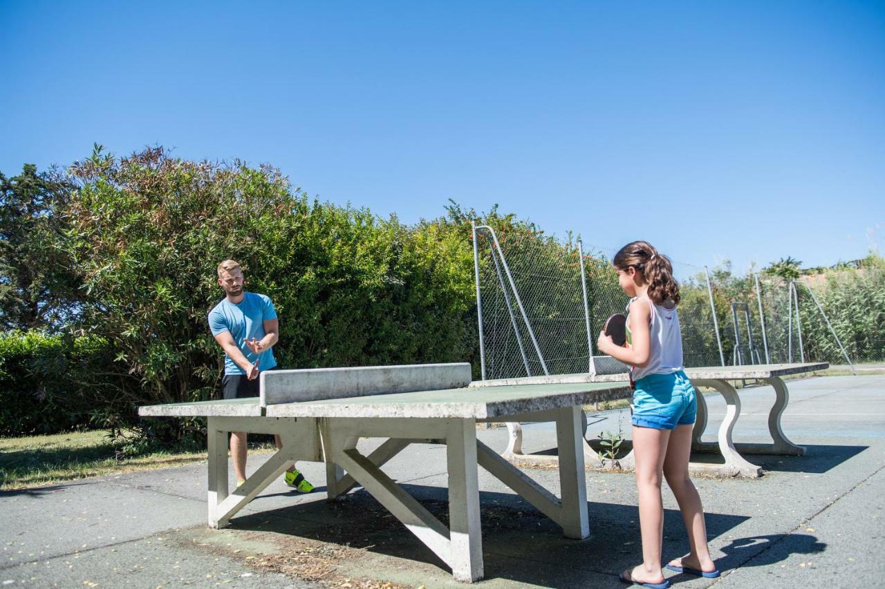 Camping Les Grenettes Sainte-Marie-de-Ré Dış mekan fotoğraf